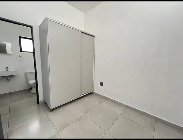 1 BEDROOM PROPERTY TO RENT IN FERNDALE